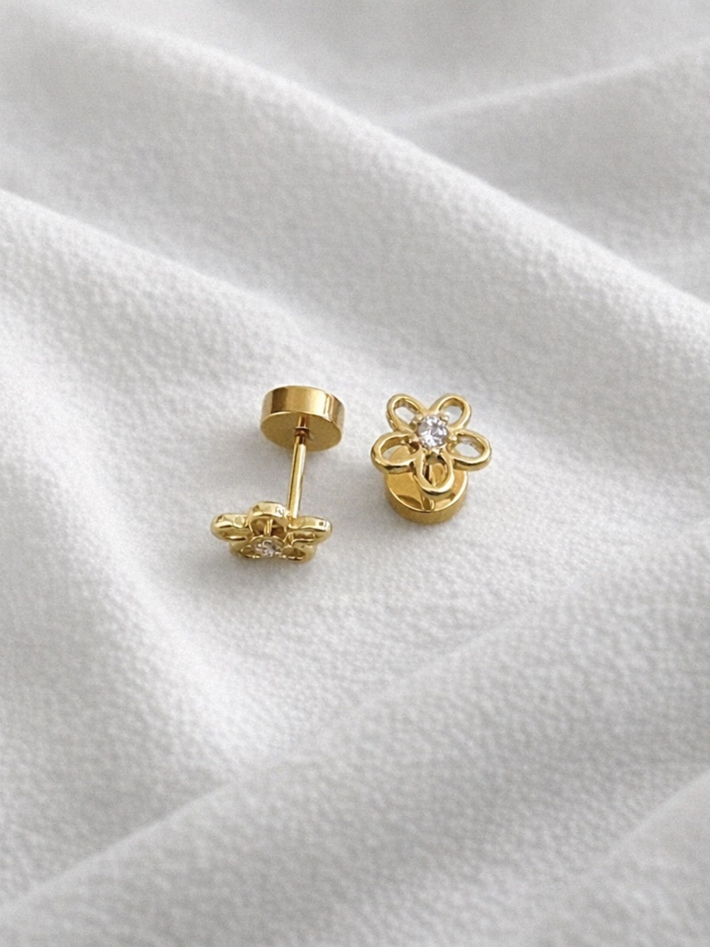 14k Gold plated stainless steel cubic zirconia flower screw back earrings - Picture 2 of 3
